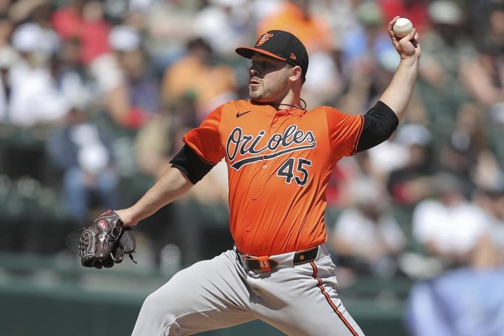 Baltimore Orioles relief pitcher Keegan Akin delivers during the fifth inning of a baseball game against the Chicago White Sox Saturday, May 25, 2024, in Chicago. (AP Photo/Melissa Tamez)