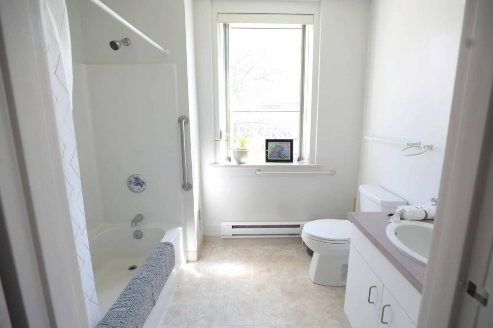 Ruth Bonneville / Free Press
A large bathroom inside a one-bedroom, suite.