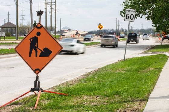 City police became the primary enforcer of traffic laws on the southern half of the Perimeter on May 1, taking over from Manitoba RCMP. (Mikaela MacKenzie / Free Press files)