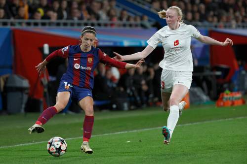 Joan Monfort / The Associated Press files
                                Barcelona and Spain’s Aitana Bonmati (left) is among the elite of women’s world soccer players.