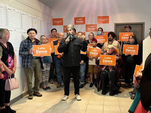 MALAK ABAS / FREE PRESS Federal NDP leader Jagmeet Singh was in Winnipeg Saturday to throw his support behind the party’s candidate for the upcoming byelection for Elmwood-Transcona.