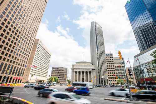 MIKAELA MACKENZIE / FREE PRESS FILES
The former Bank of Montreal building at the intersection of Portage and Main.