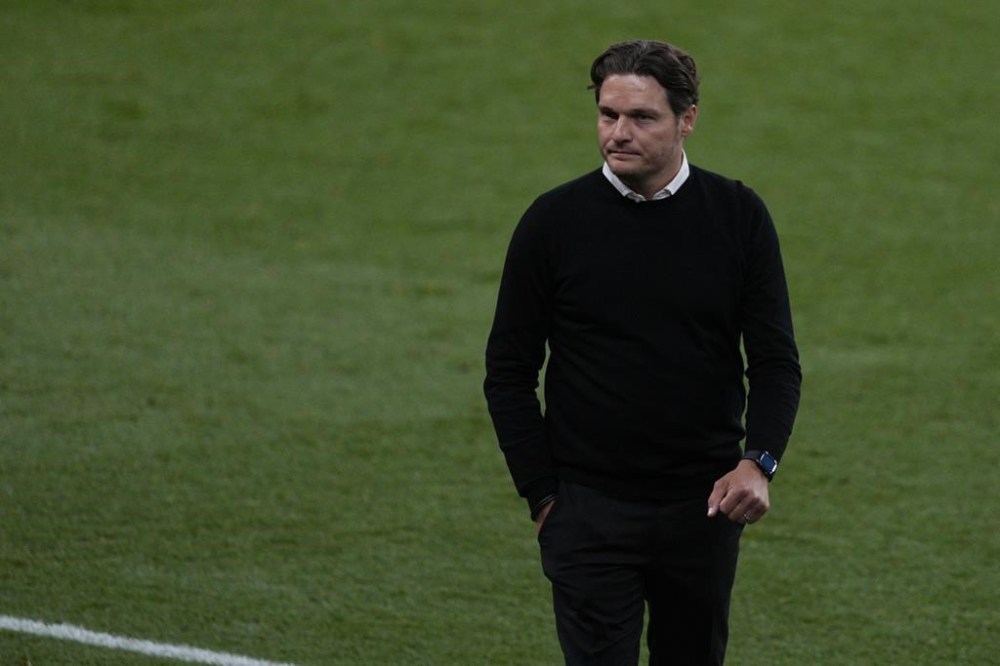 Dortmund's head coach Edin Terzic during the Champions League final soccer match between Borussia Dortmund and Real Madrid at Wembley stadium in London, Saturday, June 1, 2024. (AP Photo/Dave Shopland)