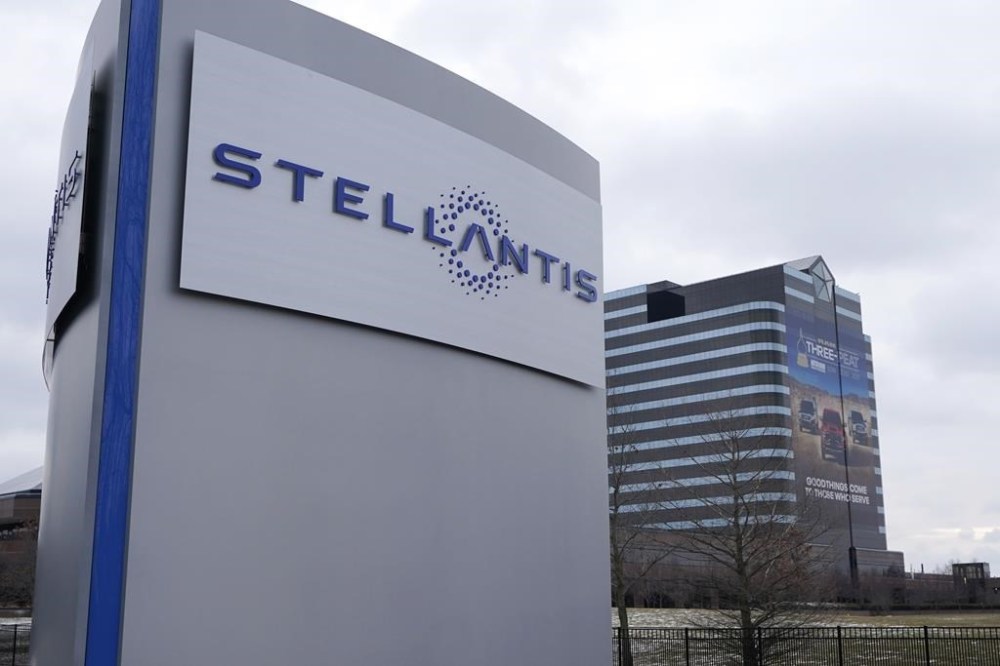 FILE - The Stellantis sign is seen outside the Chrysler Technology Center on July 19, 2021, in Auburn Hills, Mich. Stellantis CEO Carlos Tavares expressed dissatisfaction at the operation of some U.S. plants on Thursday, June 13, 2024, and took responsibility for not reacting quickly enough to address that along with a backup of inventory and a “suboptimal” marketing strategy as the automaker struggles with lower shipments and revenues. (AP Photo/Carlos Osorio, File)