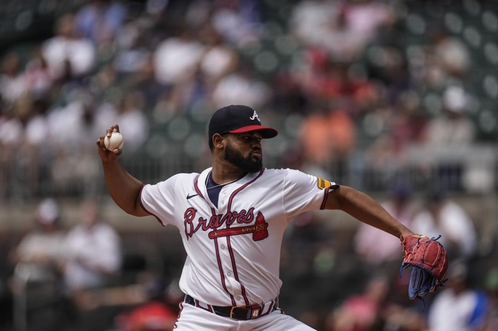 Atlanta Braves pitcher Reynaldo López (40) works in the first inning of a baseball game against the Detroit Tigers, Wednesday, June 19, 2024, in Atlanta. (AP Photo/Mike Stewart)