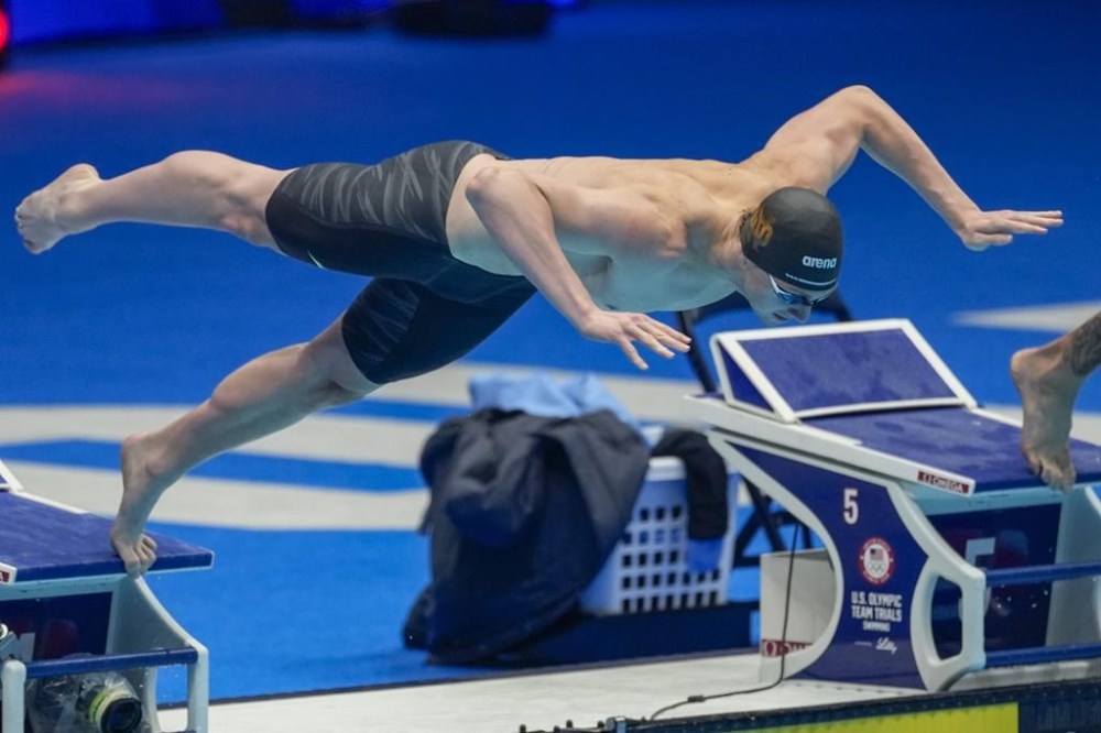 Chris Guiliano swims during the Men's 50 freestyle finals Friday, June 21, 2024, at the US Swimming Olympic Trials in Indianapolis. (AP Photo/Darron Cummings)