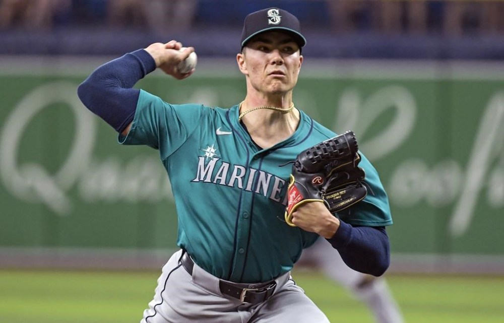 Seattle Mariners starter Bryan Woo pitches against the Tampa Bay Rays during the first inning of a baseball game Monday, June 24, 2024, in St. Petersburg, Fla. (AP Photo/Steve Nesius)
