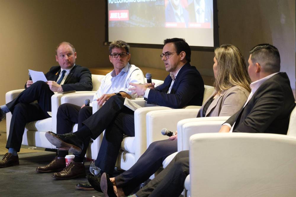 JOHN KRISTALOVICH PHOTO
Steve Lafleur, research director at the Institute for Research on Public Policy (far left) moderates a panel discussion on Indigenous approaches to economic growth at the Montreal-based organization’s annual meeting in Winnipeg on Monday with Jamie Wilson, Alian Beaudry, Michelle Cameron and Cody Mercer (left-to-right).