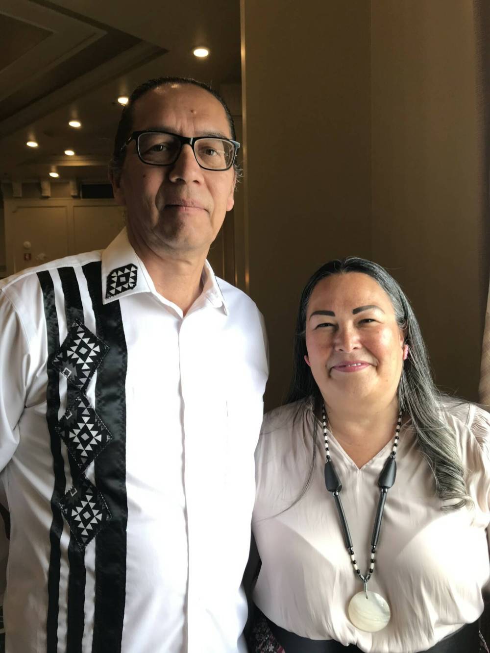 CAROL SANDERS / FREE PRESS
Lawyer Earl Stevenson and Peguis CFS executive director Clemene Hornbrook (right) led the charge toward Peguis First Nation becoming Manitoba’s first jurisdiction under federal Bill C-92 to assume full control of their child welfare system.