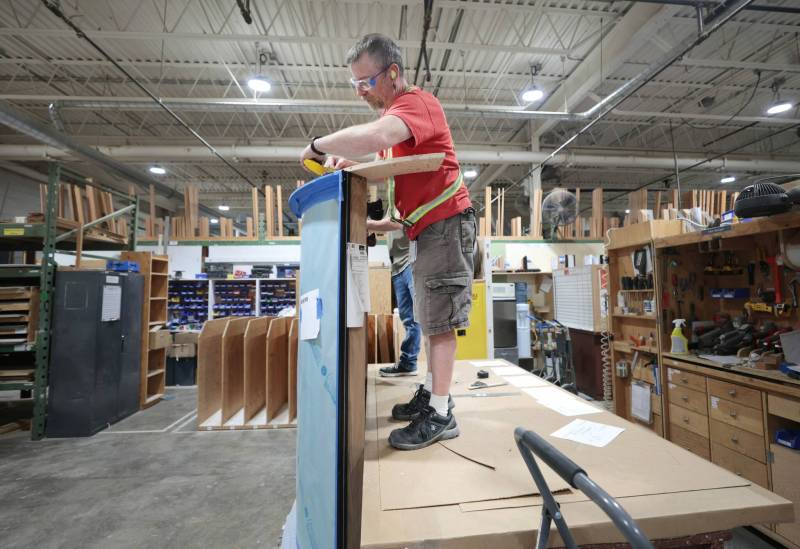 Ruth Bonneville / Free Press Vern Rempel has worked for Loewen Windows for 34 years, and works on specialty windows.