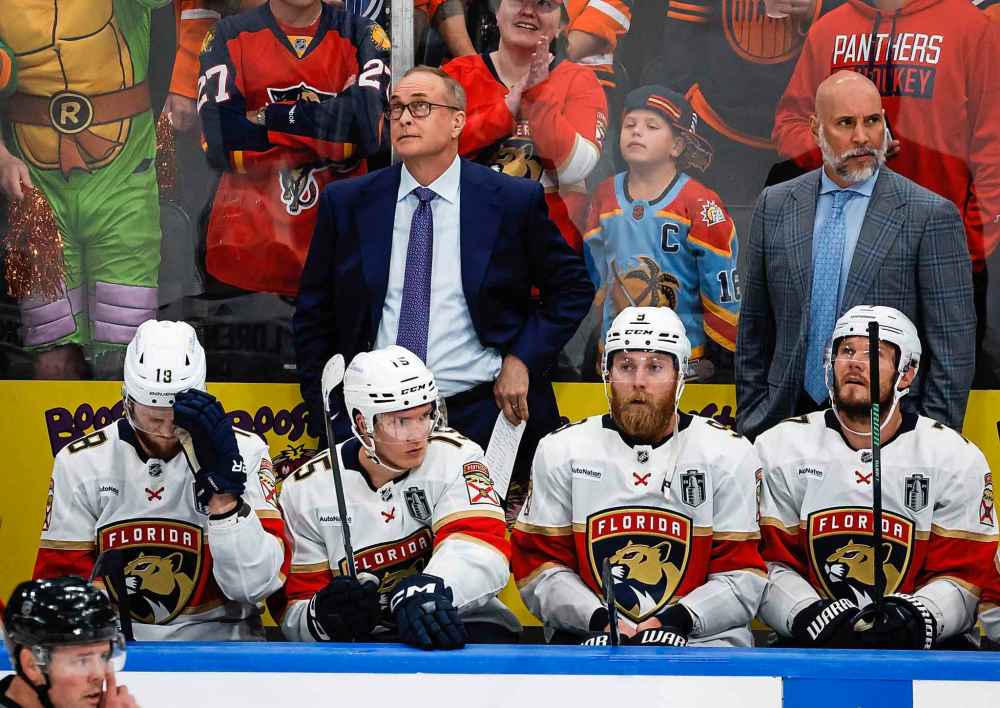 MICHAEL LAUGHLIN / THE ASSOCIATED PRESS FILES
Florida Panthers head coach Paul Maurice has two more chances to finish off the Edmonton Oilers and capture his first Stanley Cup.