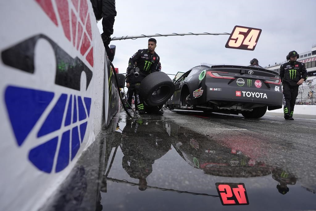 タイ・ギブスがポコノ・レースウェイでトップに立ち、初のNASCARカップ優勝を目指す – ウィニペグ・フリー・プレス