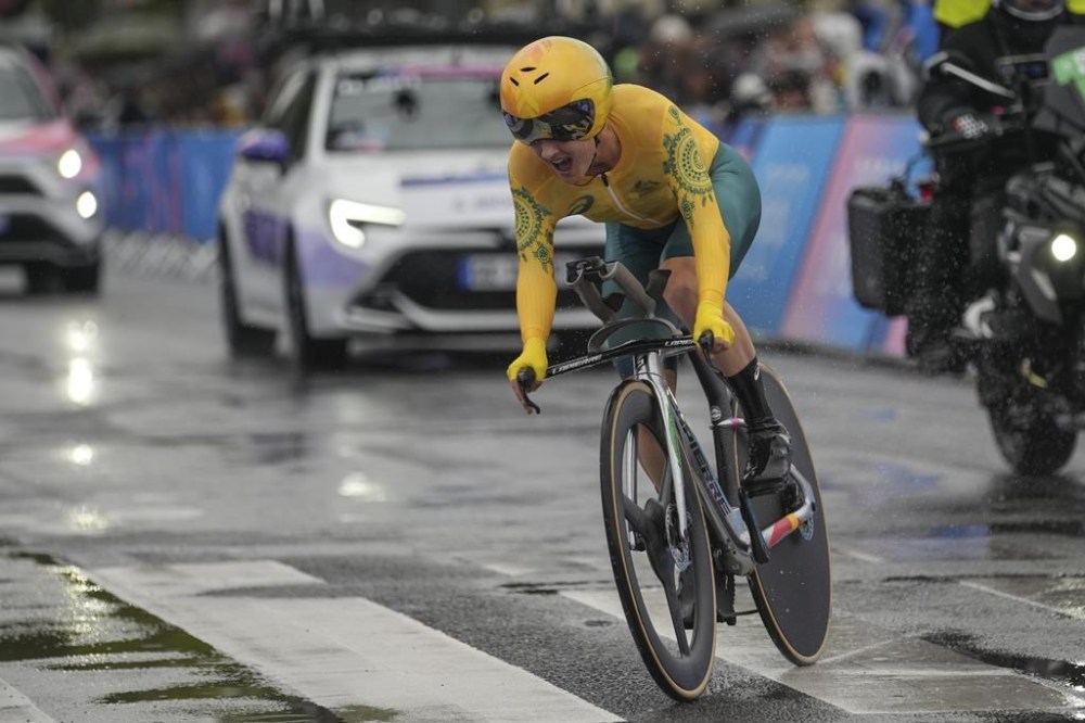 Grace Brown, of Australia, competes in the women's cycling time trial event, at the 2024 Summer Olympics, Saturday, July 27, 2024, in Paris, France. (AP Photo/Thibault Camus)