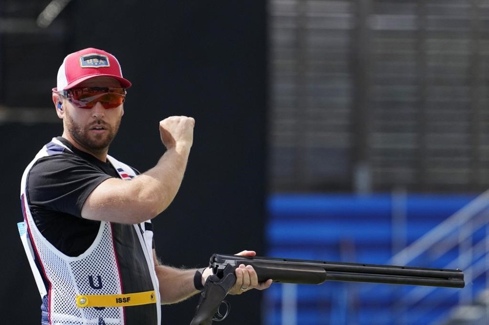 Vincent Hancock of the United States competes in the Skeet men's final at the 2024 Summer Olympics, Saturday, Aug. 3, 2024, in Chateauroux, France. (AP Photo/Manish Swarup)