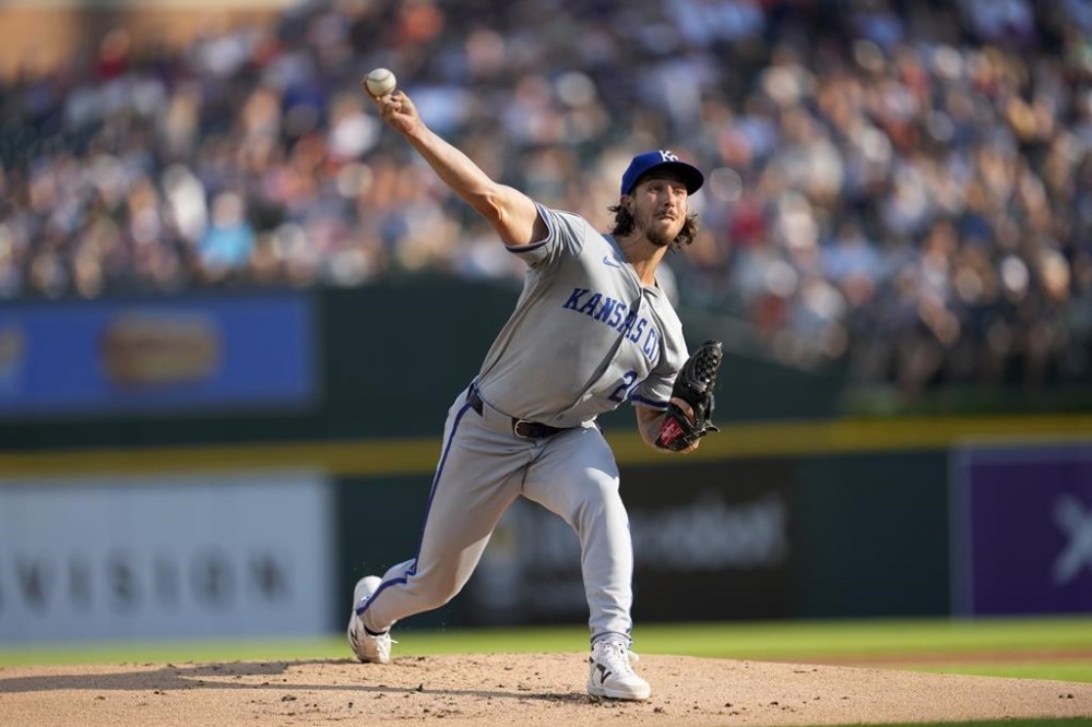Kansas City Royals pitcher Michael Lorenzen throws against the Detroit Tigers in the first inning of a baseball game, Saturday, Aug. 3, 2024, in Detroit. (AP Photo/Paul Sancya)