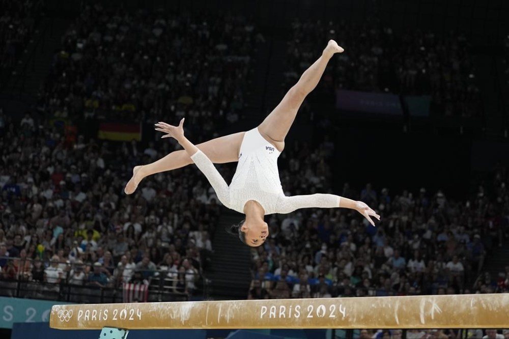 Suni Lee, of the United States, competes during the women's artistic gymnastics individual balance beam finals at Bercy Arena at the 2024 Summer Olympics, Monday, Aug. 5, 2024, in Paris, France. (AP Photo/Abbie Parr)