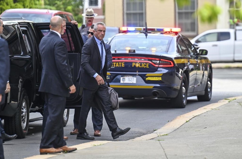 Independent presidential candidate Robert F. Kennedy Jr. arrives at the Albany County Courthouse, Monday, Aug. 5, 2024, in Albany, N.Y. Kennedy Jr. is fighting a lawsuit claiming he falsely claimed to live in New York as he sought to get on the ballot in the state. (AP Photo/Hans Pennink)