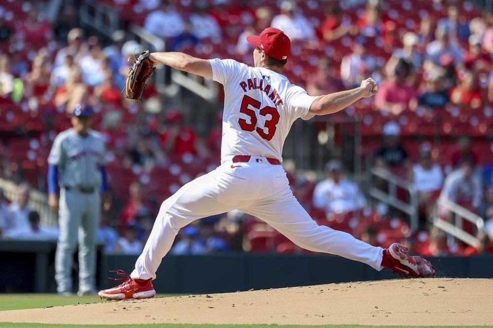 St. Louis Cardinals starting pitcher Andre Pallante throws during the first inning of a baseball game against the New York Mets, Monday, Aug. 5, 2024, in St. Louis. (AP Photo/Scott Kane)
