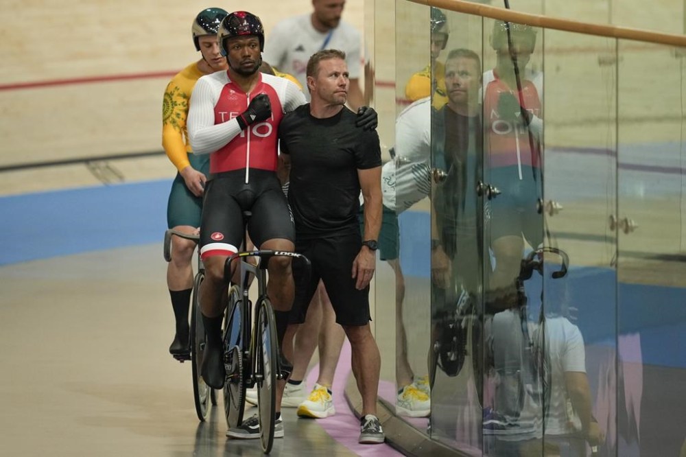 Nicholas Paul of Trinidad And Tobago gets ready to compete in the men's sprint event, at the Summer Olympics, Wednesday, Aug. 7, 2024, in Paris, France. (AP Photo/Ricardo Mazalan)