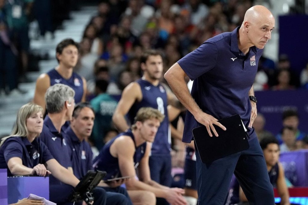 United States' head coach John Speraw watches the final moments of a semifinal men's volleyball match against Poland at the 2024 Summer Olympics, Wednesday, Aug. 7, 2024, in Paris, France. (AP Photo/Alessandra Tarantino)