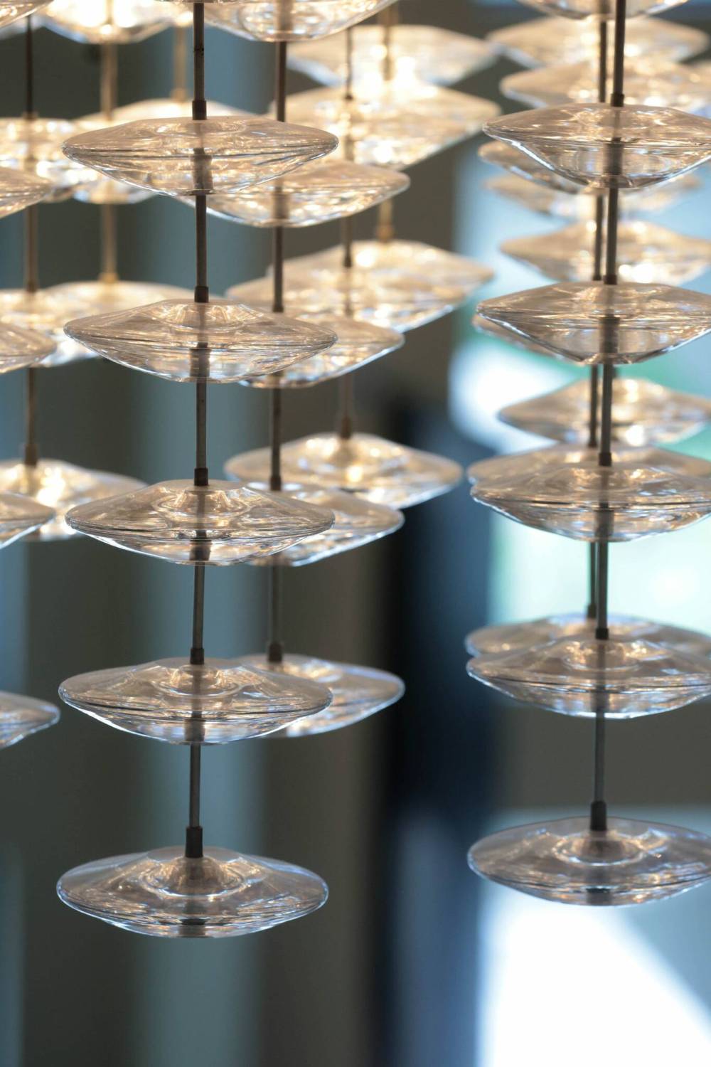 RUTH BONNEVILLE / FREE PRESS
A close-up of the concert hall’s iconic chandeliers, made of Norwegian crystal.