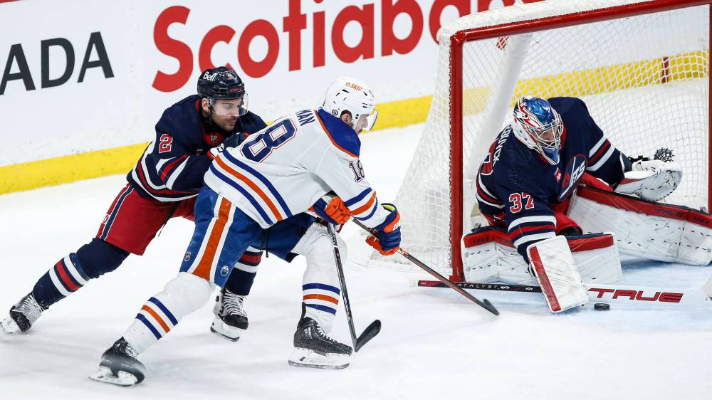 The Winnipeg Jets will face the Oilers in Edmonton on Oct. 9. (John Woods / The Canadian Press files)