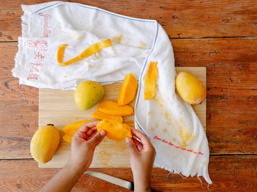 LUCAS MORNEAU PHOTO
                                To be held in two hands delves into the intimate relationship between food, cultural heritage and personal identity.