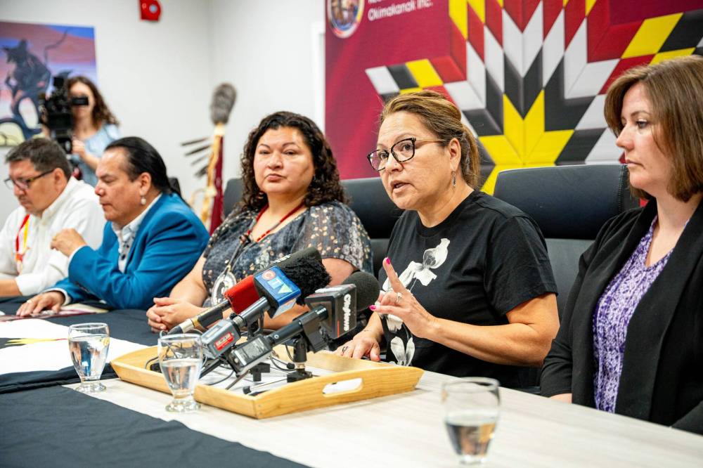 NIC ADAM / FREE PRESS
                                Nisichawayasihk Cree Nation’s Director of Health, Lynda Wright, speaks at a press conference about Nisichawayasihk Cree Nation’s Nursing Shortage that forced a Health Care State of Emergency to be called at the MKO Office Monday morning.