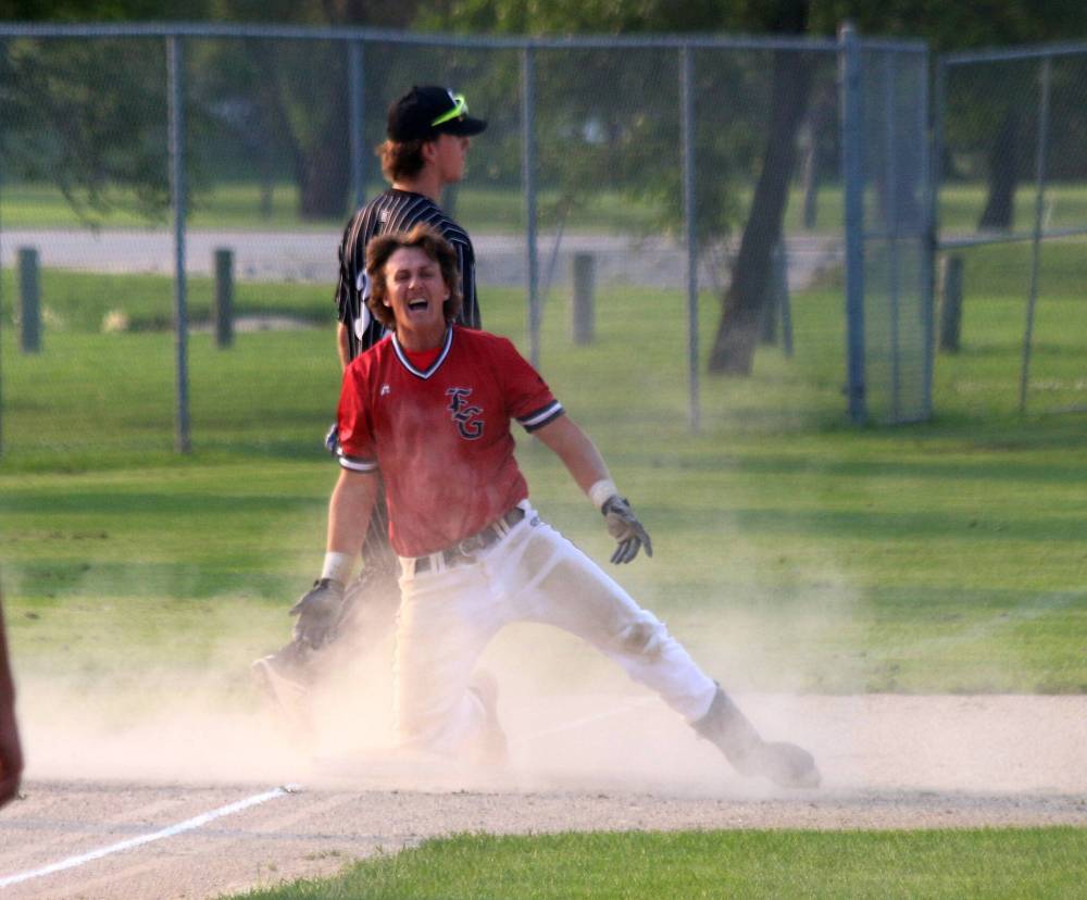CASSIDY DANKOCHIK / THE CARILLON
Elmwood’s Nixon Carriere finished Game 1 of the MJBL final with two hits, incudling a triple to lead-off the second inning, and two RBI.