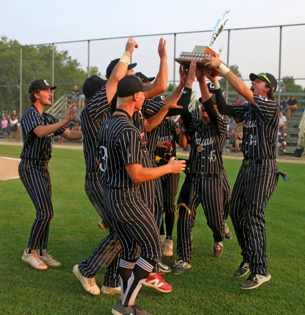 Cassidy Dankochik / The Carillon
The Carillon Sultans celebrate the club’s MJBL championship triumph over the Elmwood Giants on Monday.