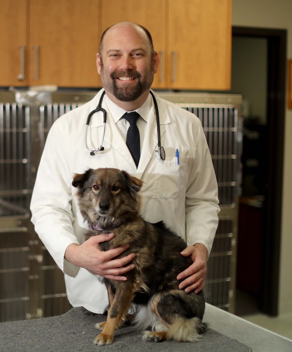 TREVOR HAGAN / FREE PRESS FILES
Dr. Jonas Watson, with Karma,