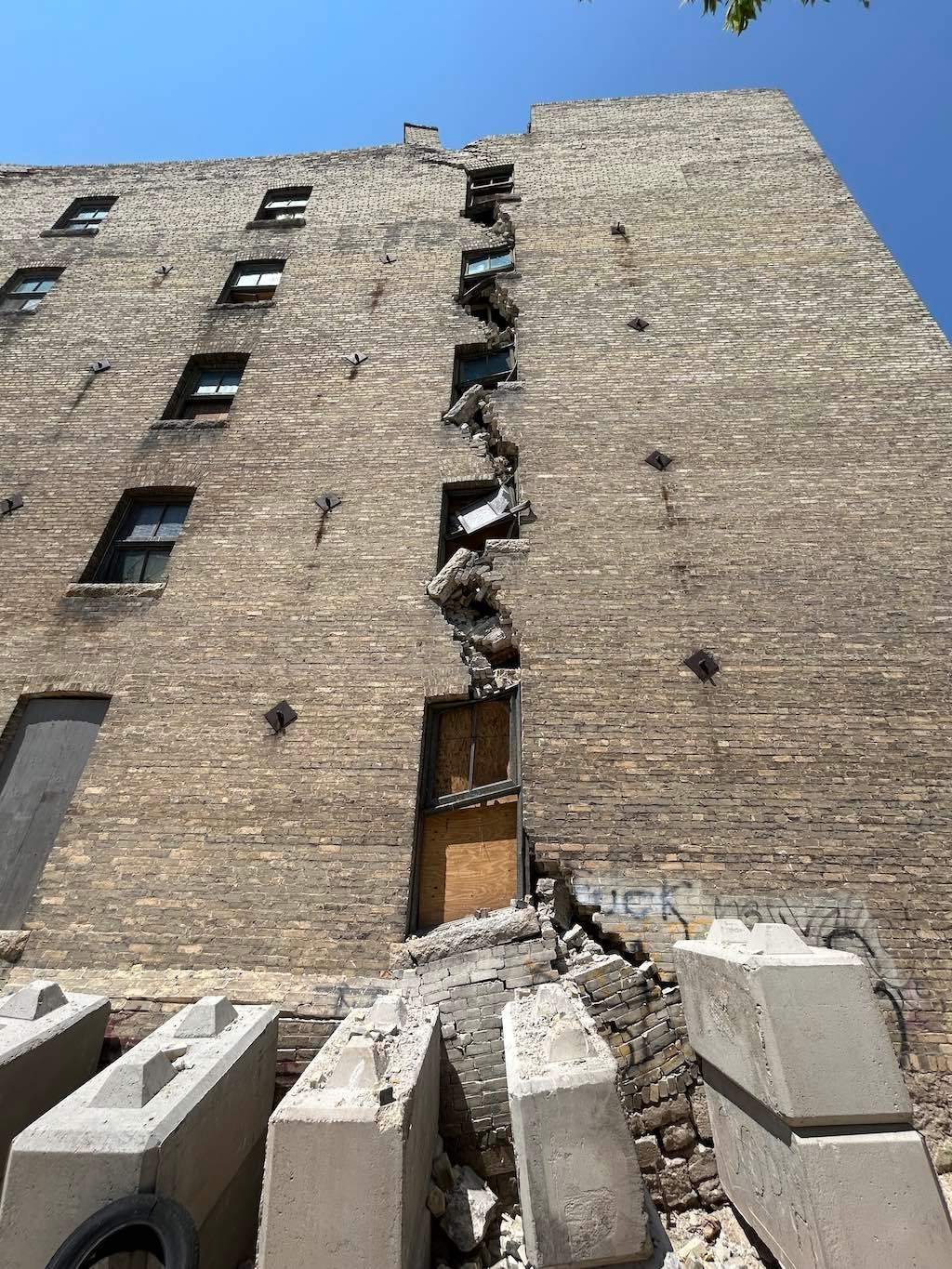 Pushing Over Building Neighbours forced out as bricks fall from five-storey building ...