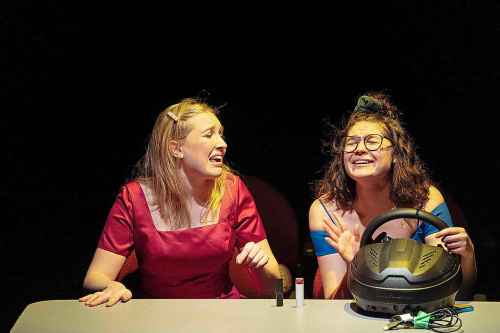 Freshly-picked fringe play reviews