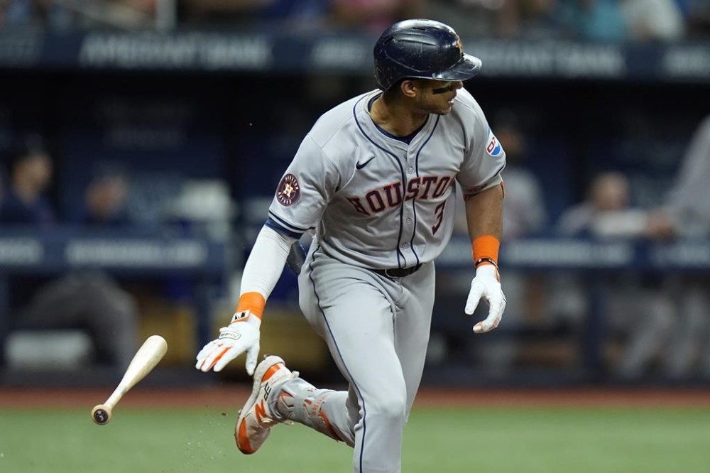 Houston Astros' Jeremy Pena drops his bat after hitting a home run off Tampa Bay Rays starting pitcher Zack Littell during the fifth inning of a baseball game Wednesday, Aug. 14, 2024, in St. Petersburg, Fla. (AP Photo/Chris O'Meara)