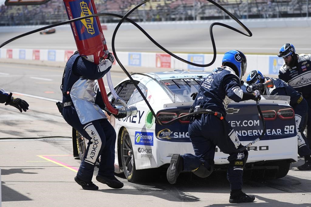NASCAR レギュラーシーズンのタイトルとプレーオフ出場権がデイトナとダーリントンで最終盤に懸かる – ウィニペグ フリー プレス