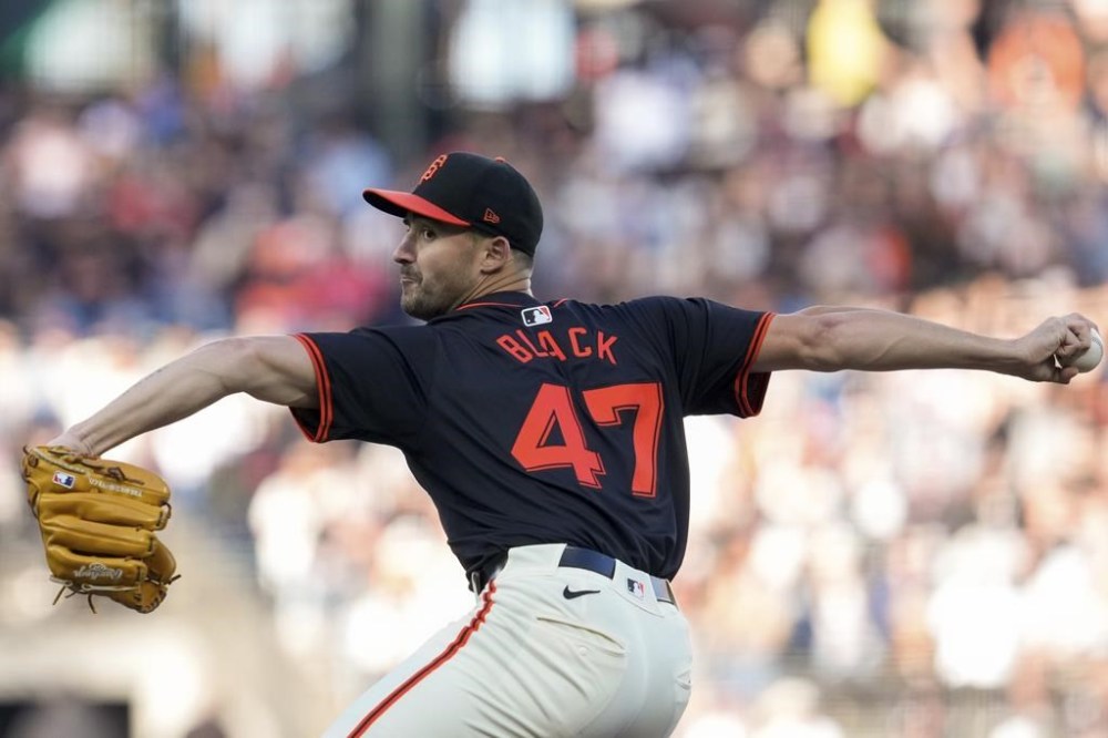 San Francisco Giants pitcher Mason Black throws to a Miami Marlins batter during the first inning of a baseball game, Saturday, Aug. 31, 2024, in San Francisco. (AP Photo/Godofredo A. Vásquez)