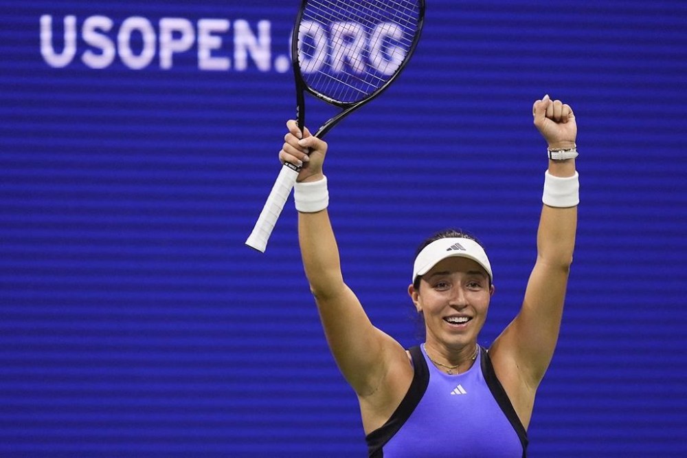 Jessica Pegula, of the United States, reacts after defeating Karolina Muchova, of the Czech Republic, during the women's singles semifinals of the U.S. Open tennis championships, Thursday, Sept. 5, 2024, in New York. (AP Photo/Julia Nikhinson)