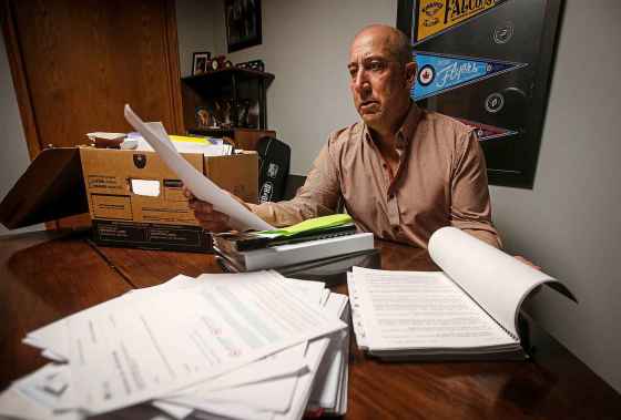 David Brown has abandoned his lawsuit against Hockey Manitoba. (John Woods / Free Press)