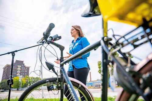 NIC ADAM / FREE PRESS
Hillary Rosentreter, pictured at the corner of Annabella St. and Sutherland Ave. Wednesday, is calling for the province to change the Highway Traffic Act to allow those on bikes to do an “Idaho stop,” basically treating stop signs as yields where they can proceed through as safe without coming to a full stop. 
240821 - Wednesday, August 21, 2024.

Reporter: Joyanne