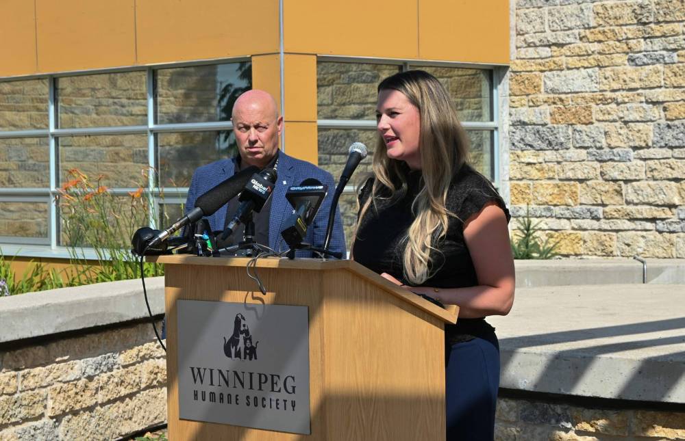 MATT FRANK / FREE PRESS
Jessica Miller, right, CEO of the Winnipeg Humane Society, joined by Andrew Clark, director of the humane society’s investigations team, said an investigation is ongoing after the seizure of more than 130 dogs from a property north of Winnipeg.