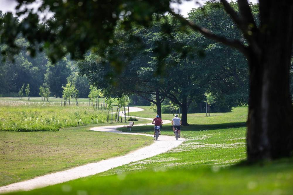 MIKAELA MACKENZIE / FREE PRESS FILES
                                Fifteen-minute cities aren’t a threat.