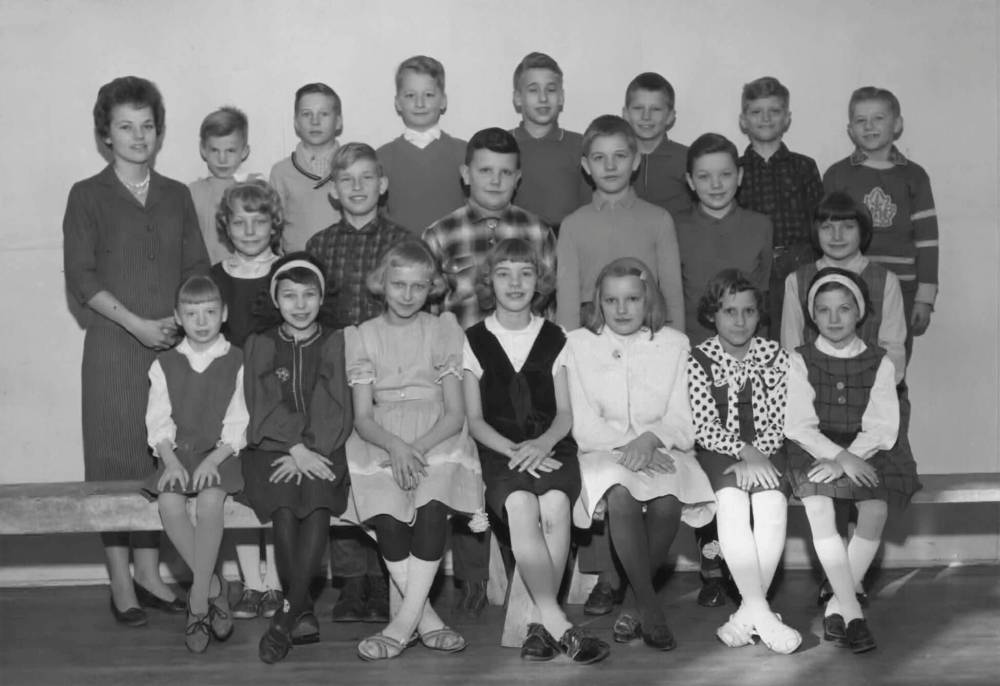 Supplied
Shirley Koroluk’s 1964 class at Benito School, 475 kilometres northwest of Winnipeg.