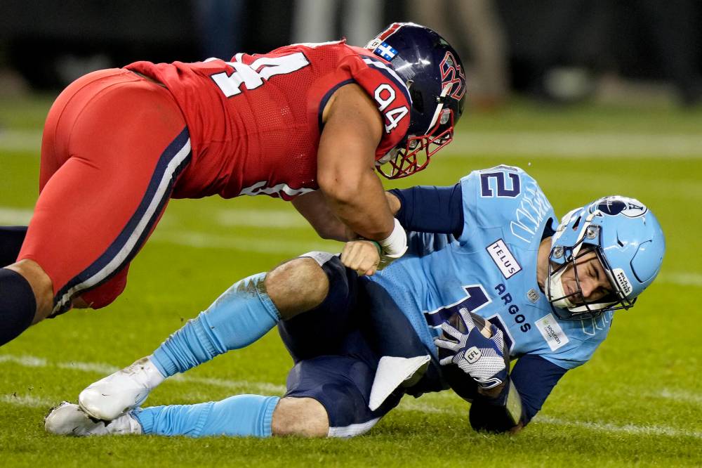 Frank Gunn / THE CANADIAN PRESS files
Chad Kelly (right) has served a nine-game suspension for violating the CFL’s gender-based violence policy. He has been resinstated under strict, but confidential, conditions.