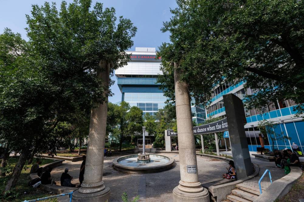 MIKE DEAL / FREE PRESS
                                The city is accepting feedback on possibly renaming Air Canada Window Park at 345 Portage Avenue. See Malak Abas story 240823 - Friday, August 23, 2024.