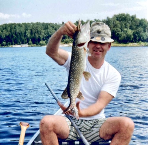 ‘Memorable Manitoban’ a prolific painter, and more