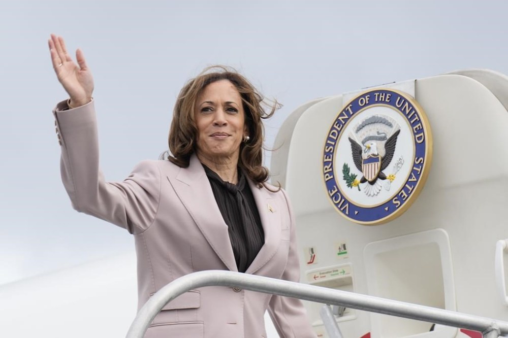 Democratic presidential nominee Vice President Kamala Harris waving before boarding Air Force Two, Monday, Sept. 9, 2024, near Philadelphia International Airport, in Philadelphia, Tuesday, Sept. 17, 2024. (AP Photo/Jacquelyn Martin)