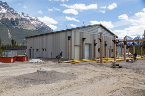 The handling barn at the caribou captive breeding centre, as shown in this handout image, in Jasper National Park remained relatively undamaged by the wildfire that swept through the park this summer. The barn, shown here before the fire, will handle up to 40 pregnant cows, providing a safe place to deliver their calves and help replenish the park's vanishing herds. THE CANADIAN PRESS/HO-Parks Canada
*MANDATORY CREDIT*
