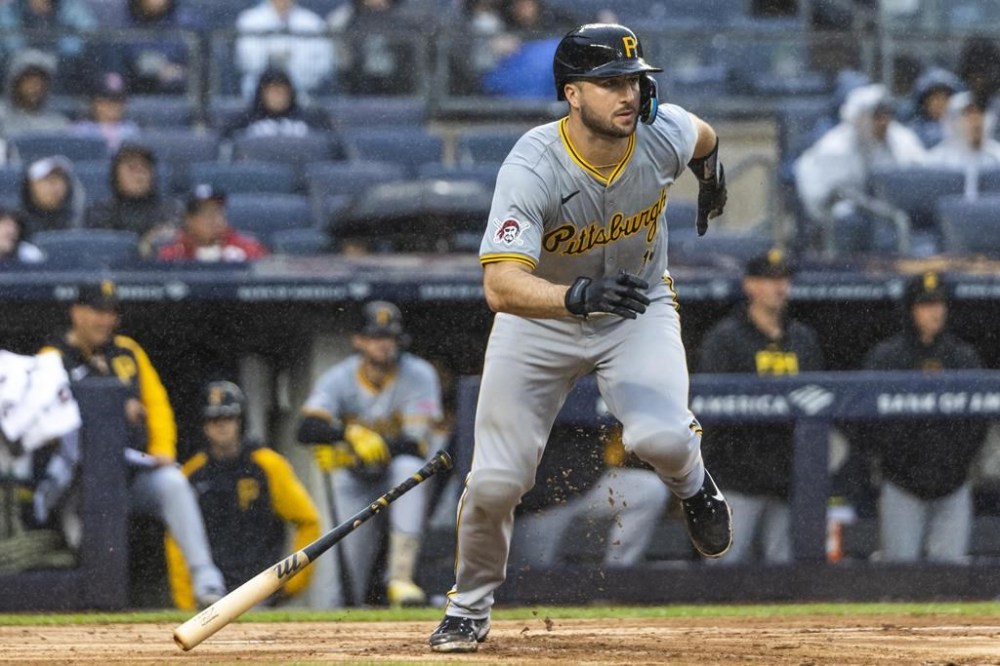 Pittsburgh Pirates Joey Bart runs to first base after hitting a single during the third inning of a baseball game against the New York Yankees, Sunday, Sept. 29, 2024, in New York. (AP Photo/Eduardo Munoz Alvarez)