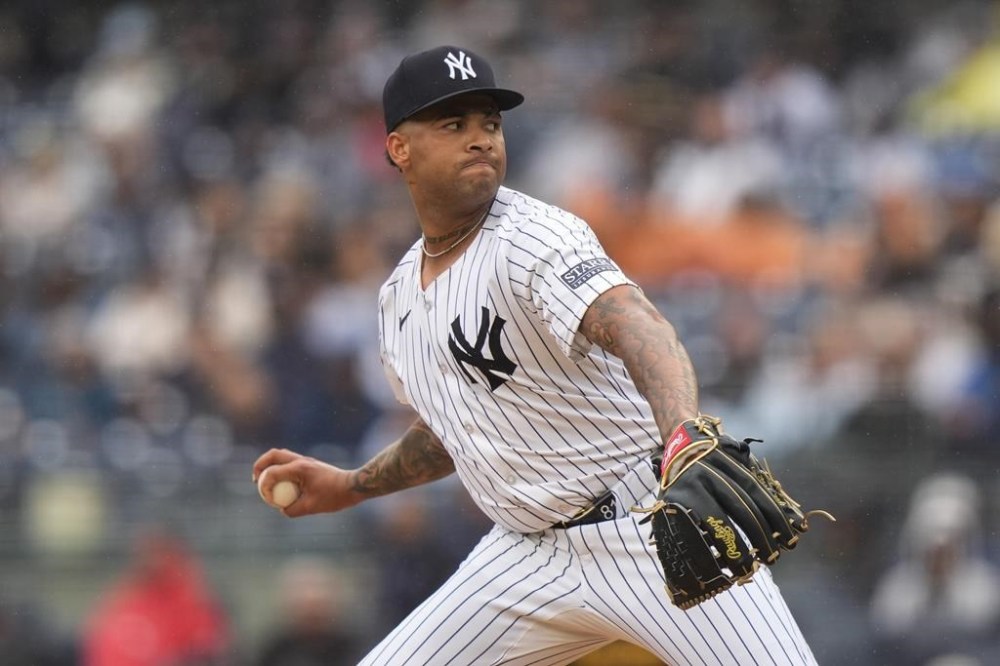 New York Yankees' Luis Gil pitches during the first inning of a baseball game against the Pittsburgh Pirates, Saturday, Sept. 28, 2024, in New York. (AP Photo/Frank Franklin II)