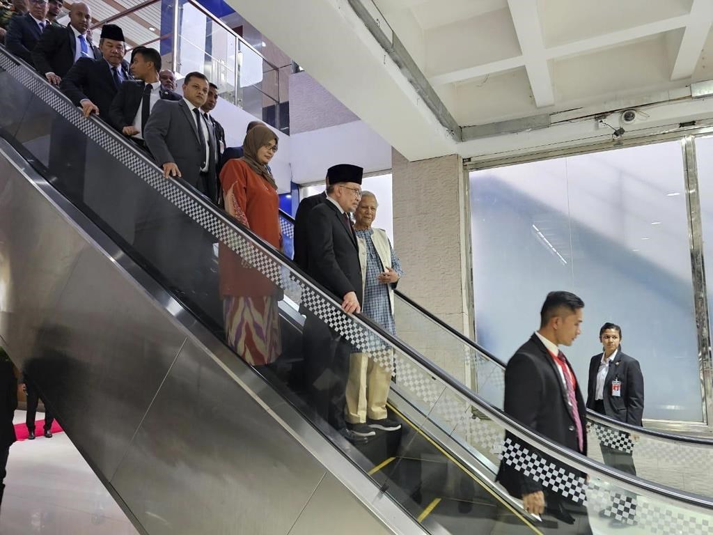 Bangladesh’s interim leader seeks Malaysia’s support for repatriation ...
